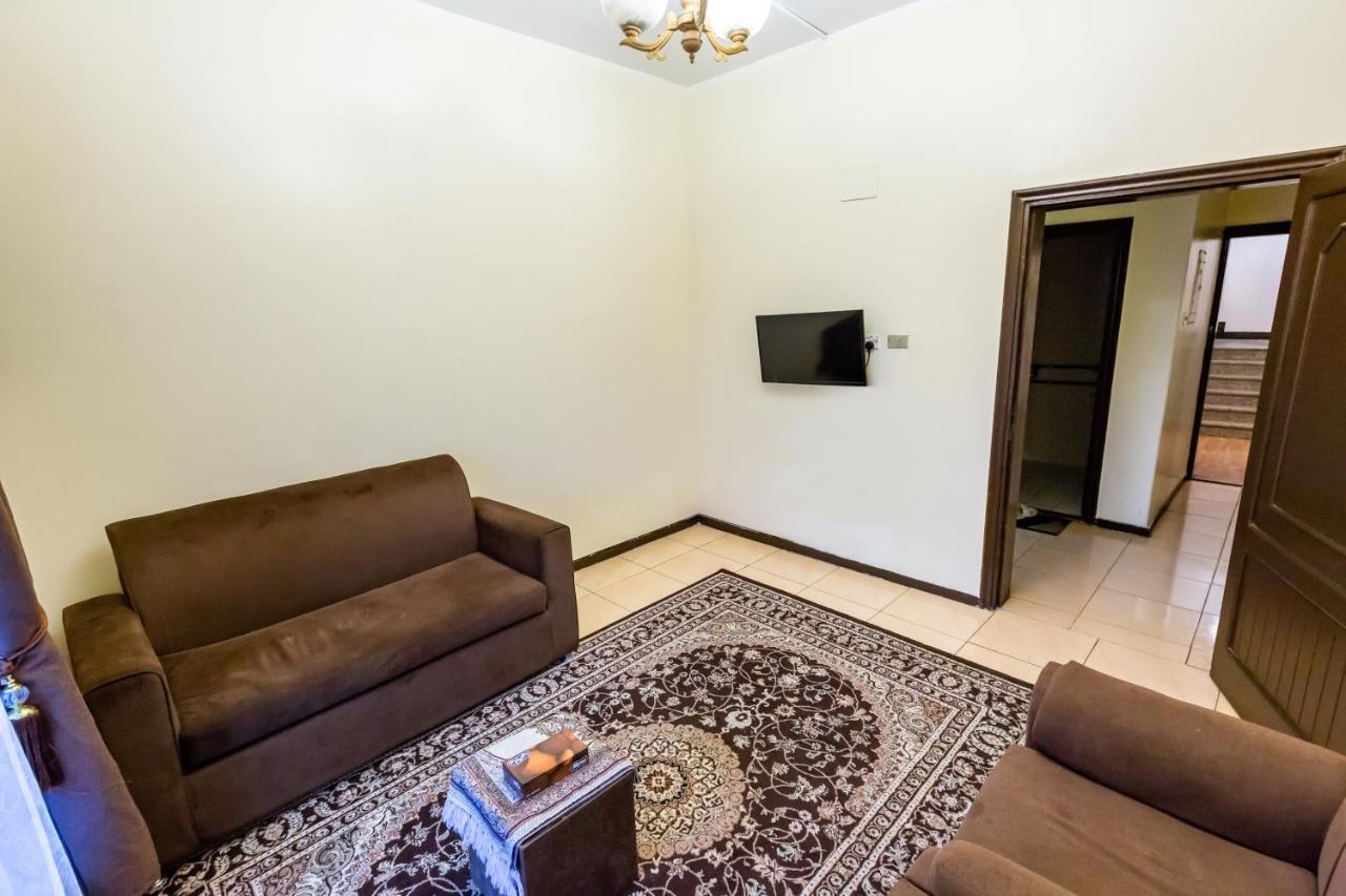 Al Eairy Furnished Apartments- Jeddah 1 Exteriör bild